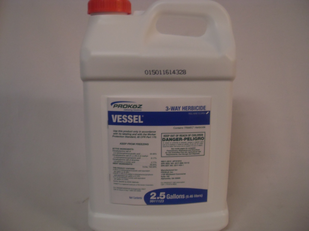 Vessel 3 Way Herbicide Broadleaf Weed Trimec - 2.5 Gal